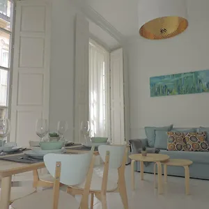 Casita De Santos Malaga